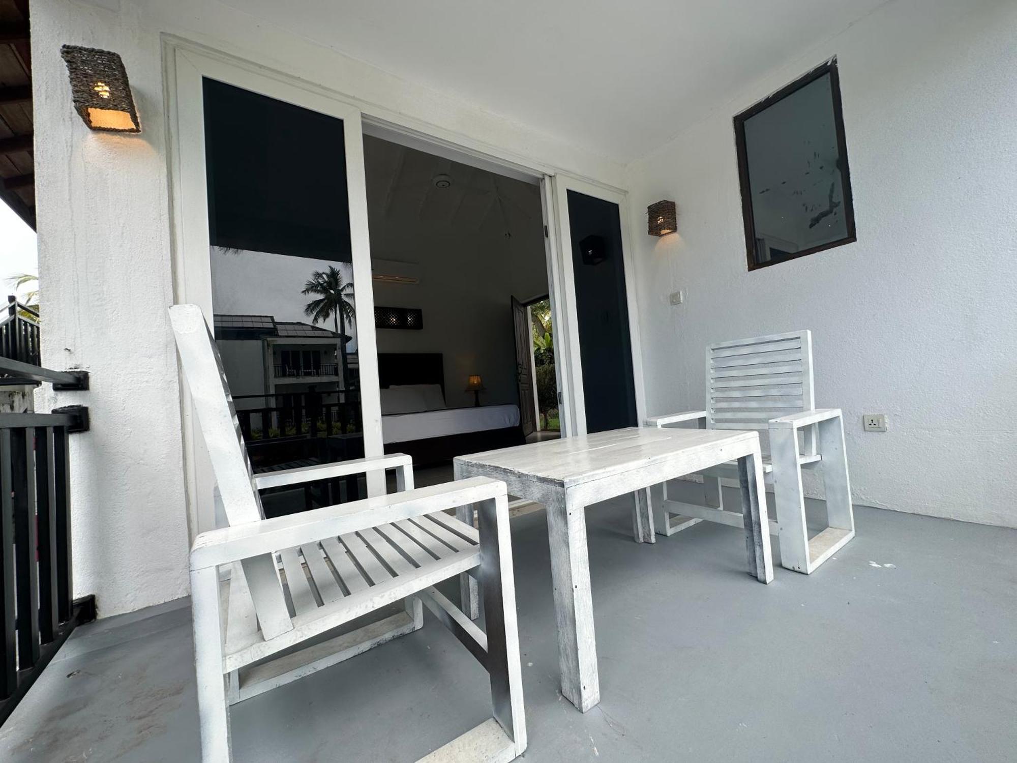 อมาลูนา รีสอร์ต Hotel เนกอมโบ ภายนอก รูปภาพ