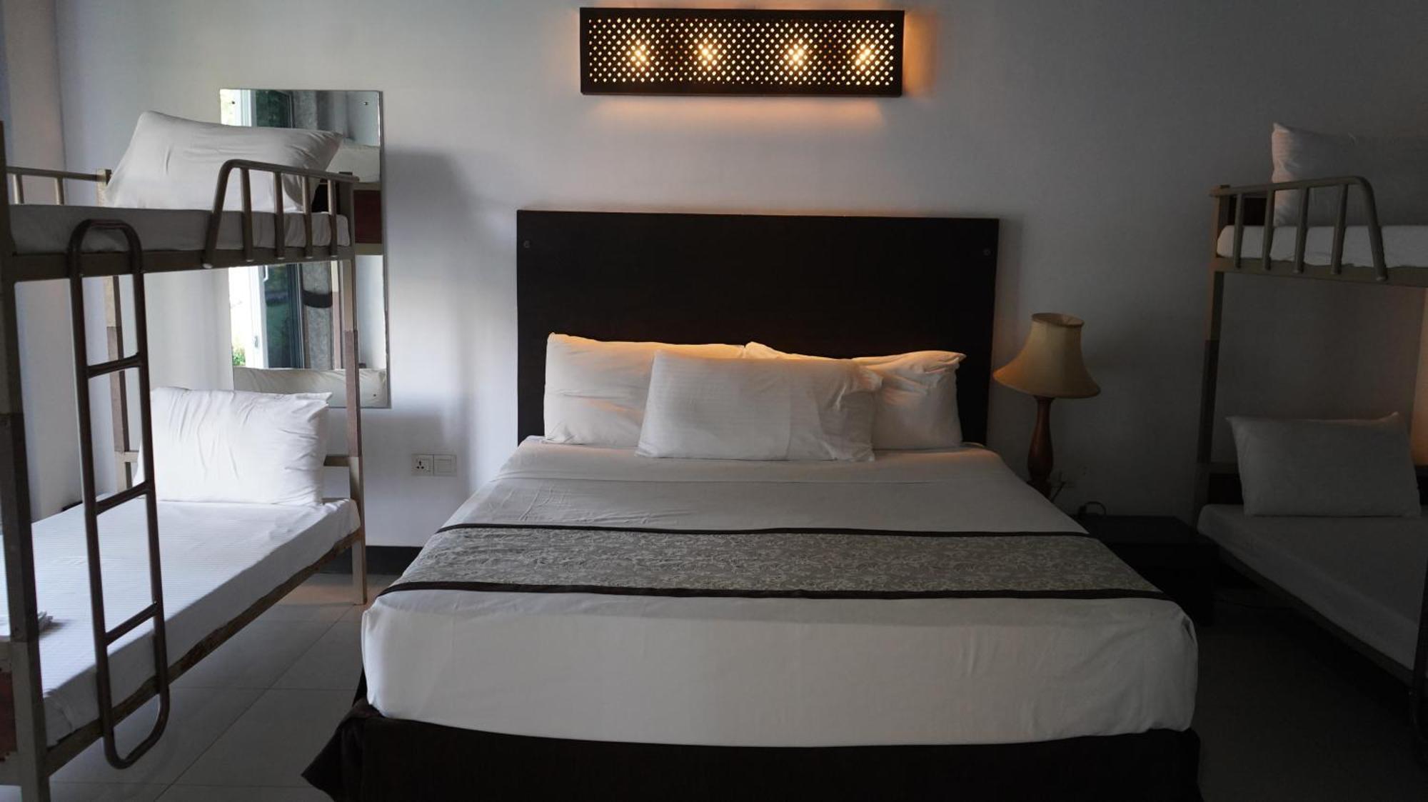 อมาลูนา รีสอร์ต Hotel เนกอมโบ ภายนอก รูปภาพ