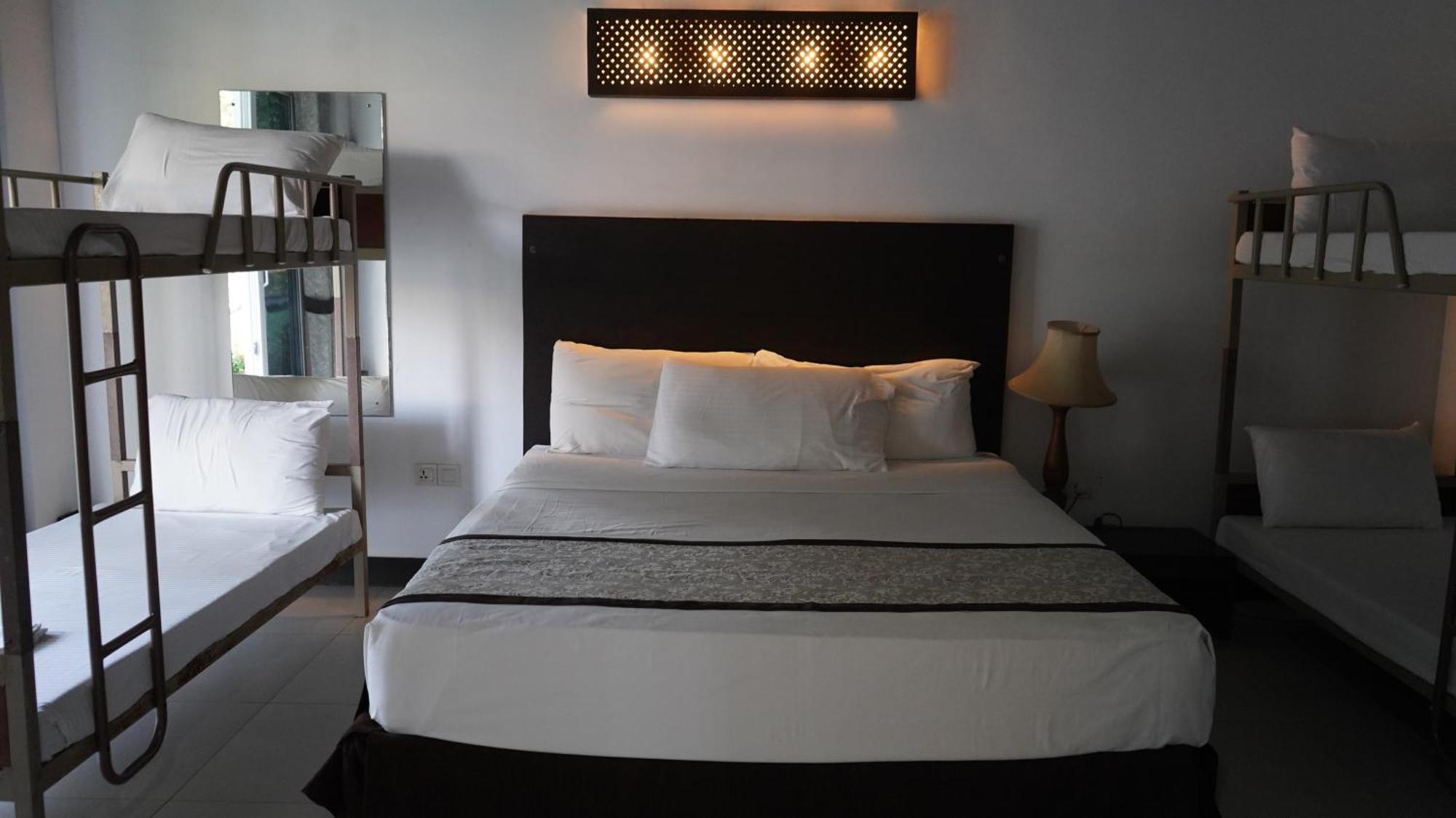 อมาลูนา รีสอร์ต Hotel เนกอมโบ ภายนอก รูปภาพ
