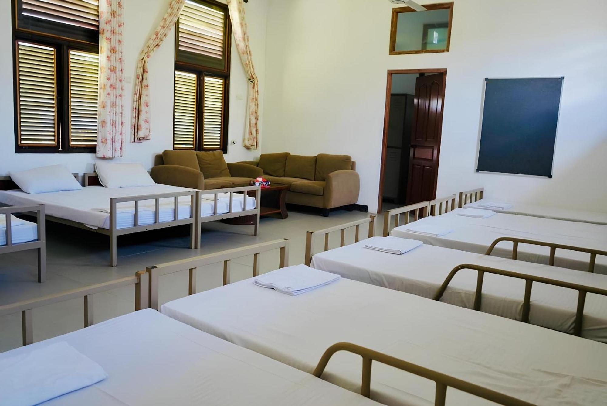 อมาลูนา รีสอร์ต Hotel เนกอมโบ ภายนอก รูปภาพ